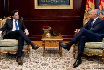 ASK: Abazović i Đukanović nisu prekršili zakon putovanjima u Abu Dabi ASK: Abazović i Đukanović nisu prekršili zakon putovanjima u Abu Dabi