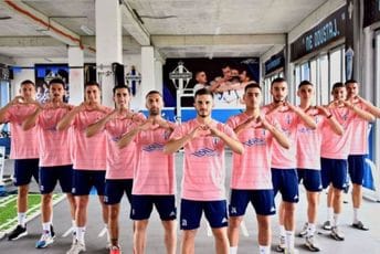 Igrači Budućnosti obukli ružičaste dresove, evo i zbog čega Igrači Budućnosti obukli ružičaste dresove, evo i zbog čega