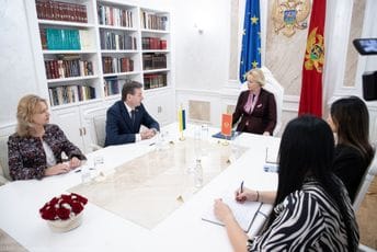 Đurović: Čvrsta podrška nezavisnosti, teritorijalnom integritetu i suverenitetu Ukrajine Đurović: Čvrsta podrška nezavisnosti, teritorijalnom integritetu i suverenitetu Ukrajine