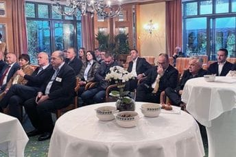 Drakić: Uvjerena sam da će susret sa dijasporom u Luksemburgu doprinijeti novim investicijama u Crnoj Gori Drakić: Uvjerena sam da će susret sa dijasporom u Luksemburgu doprinijeti novim investicijama u Crnoj Gori