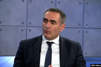 Damjanović: Razgovori sa kredibilnim institucijama o zaduživanju, nema smanjenja plata i penzija Damjanović: Razgovori sa kredibilnim institucijama o zaduživanju, nema smanjenja plata i penzija