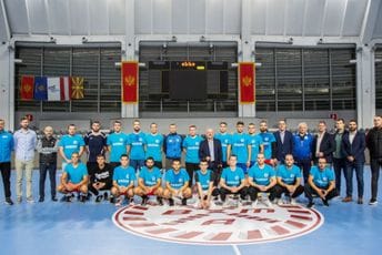 Vuković sa rukometašima: Glavni grad stvorio odlične uslove za rad MRK "Budućnost'' Vuković sa rukometašima: Glavni grad stvorio odlične uslove za rad MRK "Budućnost''