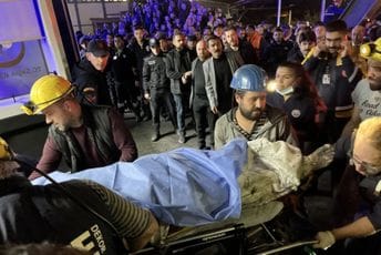 Turska: Dvije osobe poginule u ekspoloziji u rudniku, zarobljeno 49 rudara Turska: Dvije osobe poginule u ekspoloziji u rudniku, zarobljeno 49 rudara