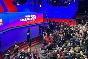 Predstavnici DPS-a na Kongresu Partije evropskih socijalista: Pregovori sa Crnom Gorom se moraju nastaviti Predstavnici DPS-a na Kongresu Partije evropskih socijalista: Pregovori sa Crnom Gorom se moraju nastaviti