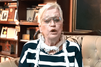 Istoričarka Jadranka Selhanović podržala Pokret ''Svi za naš grad'' Istoričarka Jadranka Selhanović podržala Pokret ''Svi za naš grad''