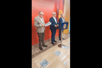 Mandić: Niko nema pravo, pa ni predsjednik, da ometa pravilno funkcionisanje države Mandić: Niko nema pravo, pa ni predsjednik, da ometa pravilno funkcionisanje države