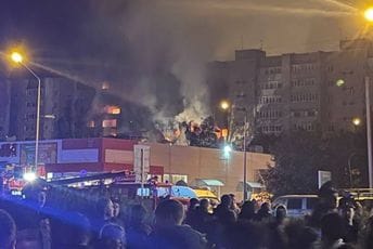 Raste broj poginulih u Rusiji: Pad aviona odnio četiri života, povrijeđeno 25 ljudi Raste broj poginulih u Rusiji: Pad aviona odnio četiri života, povrijeđeno 25 ljudi