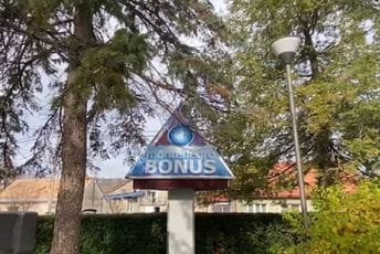 Odbačena krivična prijava koju je MKI prošle godine podnijelo protiv bivšeg rukovodstva "Montenegro bonusa" Odbačena krivična prijava koju je MKI prošle godine podnijelo protiv bivšeg rukovodstva "Montenegro bonusa"