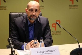 Spasojević: Institucije ili nesposobne ili korumpirane, niko me ne može ubijediti da ne mogu ovo da riješe Spasojević: Institucije ili nesposobne ili korumpirane, niko me ne može ubijediti da ne mogu ovo da riješe