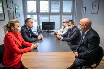 Počela rekonstrukcija bolnice u Risnu, vrijednost radova više od dva miliona eura Počela rekonstrukcija bolnice u Risnu, vrijednost radova više od dva miliona eura