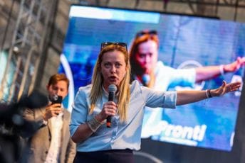 Meloni: Ko se ne slaže s politikom Evrope i NATO-a, ne može biti dio vlade Meloni: Ko se ne slaže s politikom Evrope i NATO-a, ne može biti dio vlade