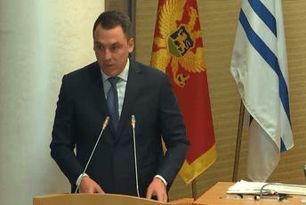 Vuković: Jezive prijetnje Erakoviću svjedoče o društveno-političkom ambijentu koji je kreiran tokom protekle dvije godine Vuković: Jezive prijetnje Erakoviću svjedoče o društveno-političkom ambijentu koji je kreiran tokom protekle dvije godine