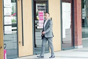 Preko Vučićevih biznismena stigao novac za proruske i prosrpske partije Preko Vučićevih biznismena stigao novac za proruske i prosrpske partije