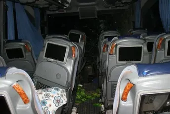 Indija: Poginulo 15 ljudi u sudaru autobusa i kamiona Indija: Poginulo 15 ljudi u sudaru autobusa i kamiona