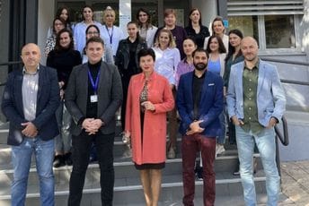 Brajović: Kancer grlića materice odnosi više života u Crnoj Gori nego u zemljama regiona Brajović: Kancer grlića materice odnosi više života u Crnoj Gori nego u zemljama regiona