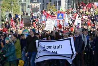 Masovni protesti u Njemačkoj: Desetine hiljada ljudi protiv poskupljenja Masovni protesti u Njemačkoj: Desetine hiljada ljudi protiv poskupljenja