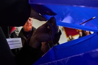 Nakon lokalnih izbora Ustavnom sudu stiglo 17 žalbi Nakon lokalnih izbora Ustavnom sudu stiglo 17 žalbi