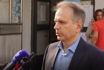 Perić: Pravdanje partijskog zapošljavanja pothranjuje ideju da se vrednuje poslušnost, a ne sposobnost Perić: Pravdanje partijskog zapošljavanja pothranjuje ideju da se vrednuje poslušnost, a ne sposobnost