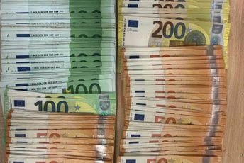UPC: Kod Slijepčevića pronađeno i oduzeto 19.900 eura Novčanice koje su danas pronađene kod Slijepčevića