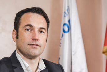 Bulatović: Čelnici države da ne odlučuju isključivo po zahtjevima NVO Bulatović: Čelnici države da ne odlučuju isključivo po zahtjevima NVO