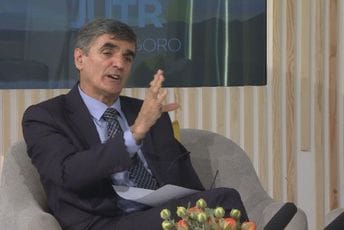 Aligrudić: Penzioneri sa najnižim primanjima da dobiju veću jednokratnu pomoć Aligrudić: Penzioneri sa najnižim primanjima da dobiju veću jednokratnu pomoć