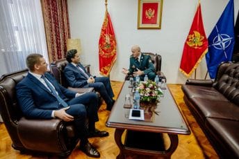 Abazović: U interesu svih je da imamo vojsku za ponos Abazović: U interesu svih je da imamo vojsku za ponos