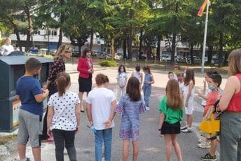 Glavni grad: Nastavljene edukativne radionice za najmlađe o pravilnom odlaganju otpada i reciklaže Glavni grad: Nastavljene edukativne radionice za najmlađe o pravilnom odlaganju otpada i reciklaže