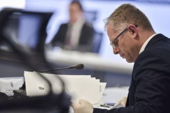 Srpska policija onemogućila posjetu vicepremijera Kosova Beogradu Srpska policija onemogućila posjetu vicepremijera Kosova Beogradu