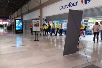 Užas kod Milana: Izbodeno pet ljudi, među njima i fudbaler Serije A, napadač imao psihičke probleme Užas kod Milana: Izbodeno pet ljudi, među njima i fudbaler Serije A, napadač imao psihičke probleme