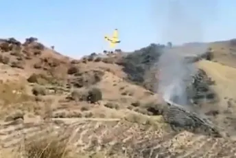 Uznemirujuć sadržaj: Snimci pada aviona u Italiji kruže društvenim mrežama, poginula oba člana posade Uznemirujuć sadržaj: Snimci pada aviona u Italiji kruže društvenim mrežama, poginula oba člana posade