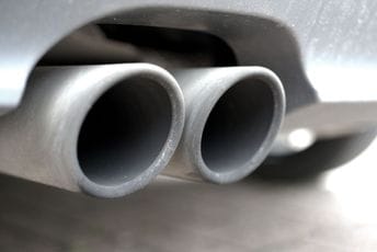 EU će od 2035. godine zabraniti prodaju novih vozila na fosilna goriva