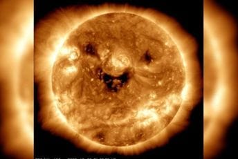 (FOTO) Evo kako izgleda Sunce kad se „smije“ (FOTO) Evo kako izgleda Sunce kad se „smije“