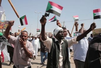 U Sudanu protest islamista protiv UN U Sudanu protest islamista protiv UN
