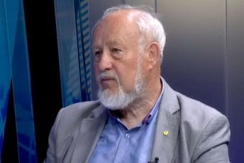 Đurović: Ima profesora koji djecu uče istoriji koja izjednačava one druge sa partizanima Đurović: Ima profesora koji djecu uče istoriji koja izjednačava one druge sa partizanima