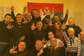 M portal: Milo Božović u Nikšiću privođen sa Škaljarcem M portal: Milo Božović u Nikšiću privođen sa Škaljarcem