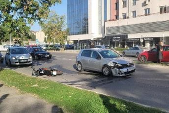 Podgorica: Udes na Bulevaru Džordža Vašingtona, jedno lice povrijeđeno Podgorica: Udes na Bulevaru Džordža Vašingtona, jedno lice povrijeđeno