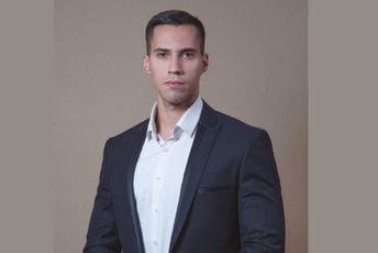 Bastać: Crna Gora pred dužničkim ropstvom, penzioneri i zdravstveni sistem na udaru Bastać: Crna Gora pred dužničkim ropstvom, penzioneri i zdravstveni sistem na udaru