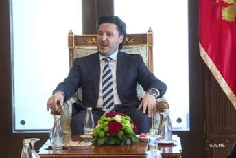 Abazović poručio DPS-u: Dajte da odblokiramo Ustavni sud 20. novembra Abazović poručio DPS-u: Dajte da odblokiramo Ustavni sud 20. novembra