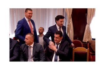 Abazović proširuje nadležnosti ANB-a koja sada učestvuje i u odbrani države Abazović proširuje nadležnosti ANB-a koja sada učestvuje i u odbrani države