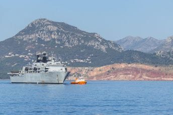 Treći brod britanske Kraljevske mornarice doplovio u Bar Treći brod britanske Kraljevske mornarice doplovio u Bar