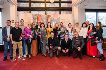 Obilježen Dan CNP: Glumačke nagrade za Perišića, Vujisić, Dragojevića, Vukovića i Dragović Obilježen Dan CNP: Glumačke nagrade za Perišića, Vujisić, Dragojevića, Vukovića i Dragović