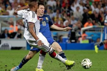 Boateng kažnjeg zbog napada na bivšu djevojku: Mora da plati 1,2 miliona eura Boateng kažnjeg zbog napada na bivšu djevojku: Mora da plati 1,2 miliona eura