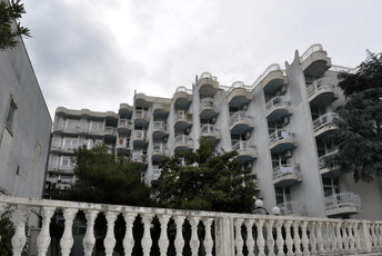 Apel radnika: Herceg Novom potrebna bolnica Meljine Apel radnika: Herceg Novom potrebna bolnica Meljine