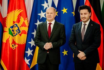 Šolc dočekao Abazovića u Berlinu Šolc dočekao Abazovića u Berlinu