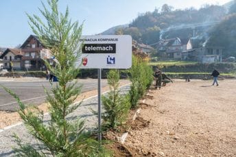 Telemach donirao preko 80 sadnica Bijelom Polju Telemach donirao preko 80 sadnica Bijelom Polju