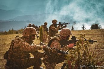 Okončana obuka kopnenih snaga Vojske Crne Gore i britanskih marinaca Okončana obuka kopnenih snaga Vojske Crne Gore i britanskih marinaca