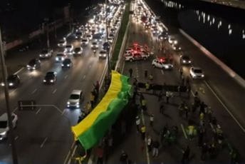 Bolsonaro pozvao pristalice da deblokiraju puteve, dio demonstranata nacistički pozdravljao Bolsonaro pozvao pristalice da deblokiraju puteve, dio demonstranata nacistički pozdravljao