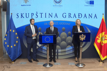 Biličik: Crna Gora nema legitimnu Vladu, potrebni su izbori što je prije moguće; Đurović: Sistemska korupcija i dalje problem Biličik: Crna Gora nema legitimnu Vladu, potrebni su izbori što je prije moguće; Đurović: Sistemska korupcija i dalje problem