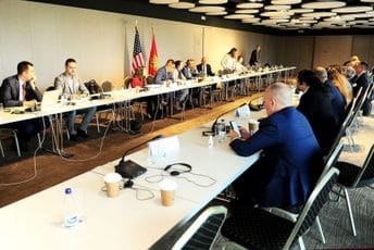 EPCG predstavila razvojne projekte američkim privrednicima EPCG predstavila razvojne projekte američkim privrednicima