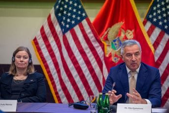 Đukanović: Želimo da razvijamo još snažnije ekonomsko partnerstvo sa SAD; Rajnke: Možemo graditi uzajamni prosperitet Đukanović: Želimo da razvijamo još snažnije ekonomsko partnerstvo sa SAD; Rajnke: Možemo graditi uzajamni prosperitet